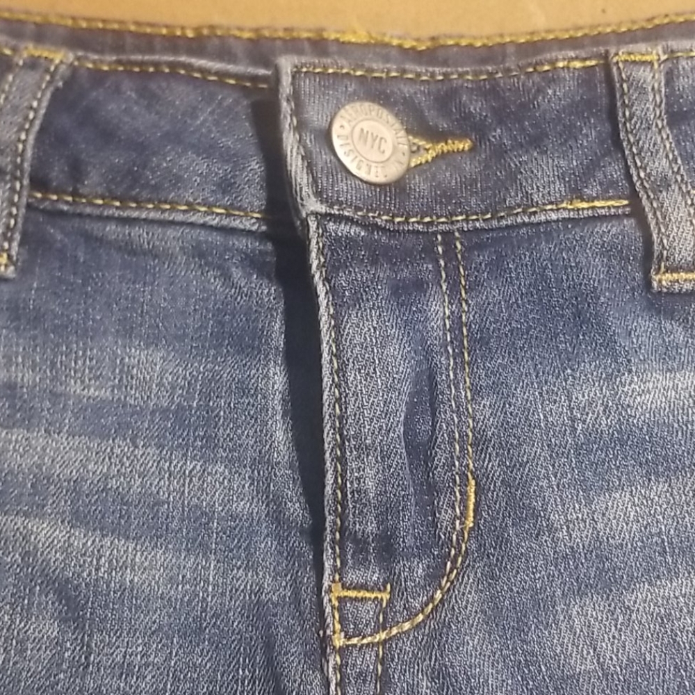 Short - Picture 2 of 5